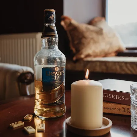 Old Grammar 3* Cartmel