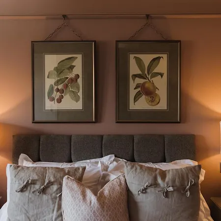 Hotel Old Grammar 3*